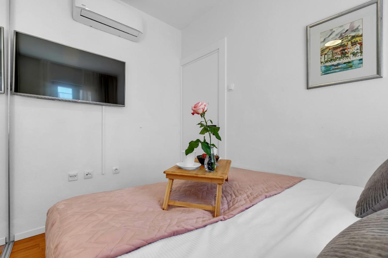 Luxury City Center Apartments Makarska Exterior foto